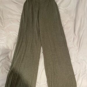 Green Wide Leg Pants with Ribbed Texture